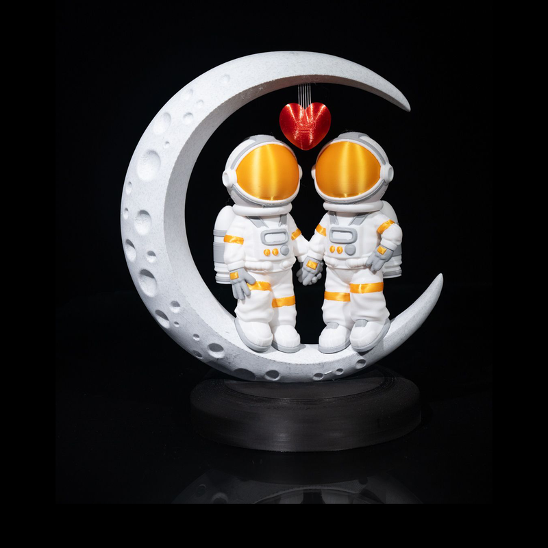 Space Explorers Couple | 3D Printer Model Files