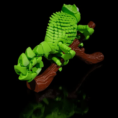 Chameleon with Display Base | Articulated | 3D Printer Model Files