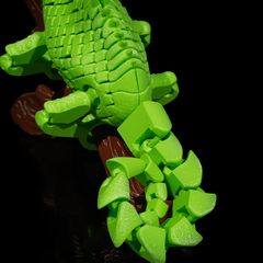 Chameleon with Display Base | Articulated | 3D Printer Model Files