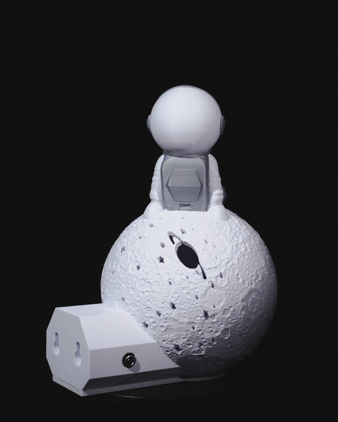 Wondering Astronaut Wall Night Light | 3D Printer Model Files