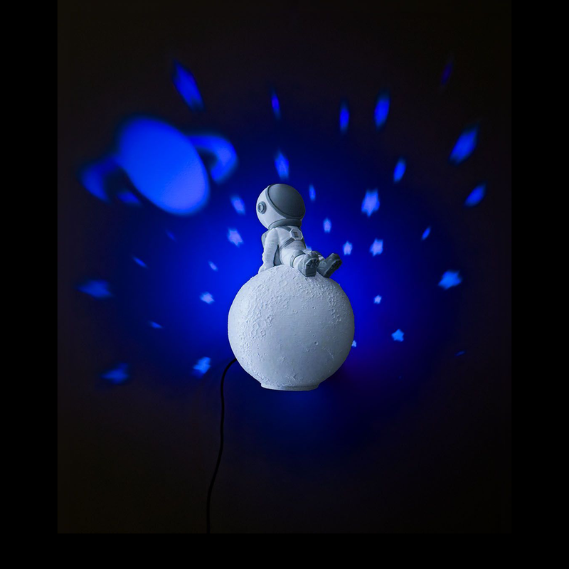 Wondering Astronaut Wall Night Light | 3D Printer Model Files